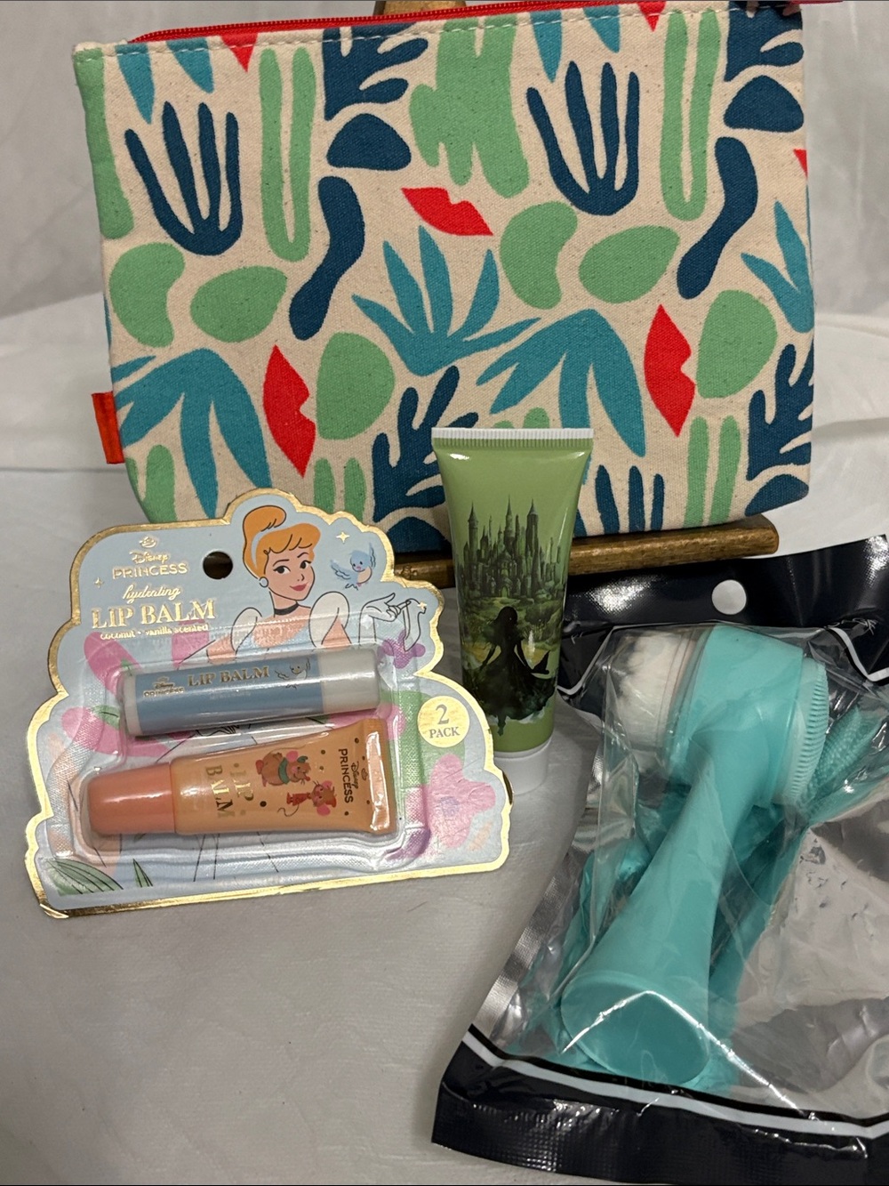 Cosmetic Bag & beauty bundle